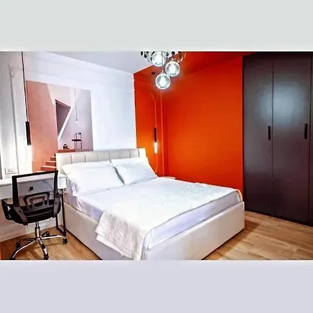 Sweet Apartment *